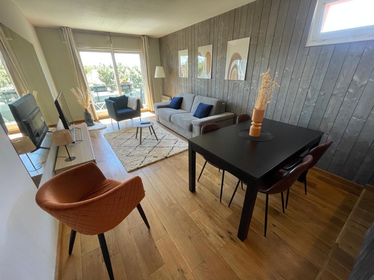 Mizar, Joli Appt Renove Avec Parking Et Balcon Apartment Courseulles-sur-Mer Exterior photo